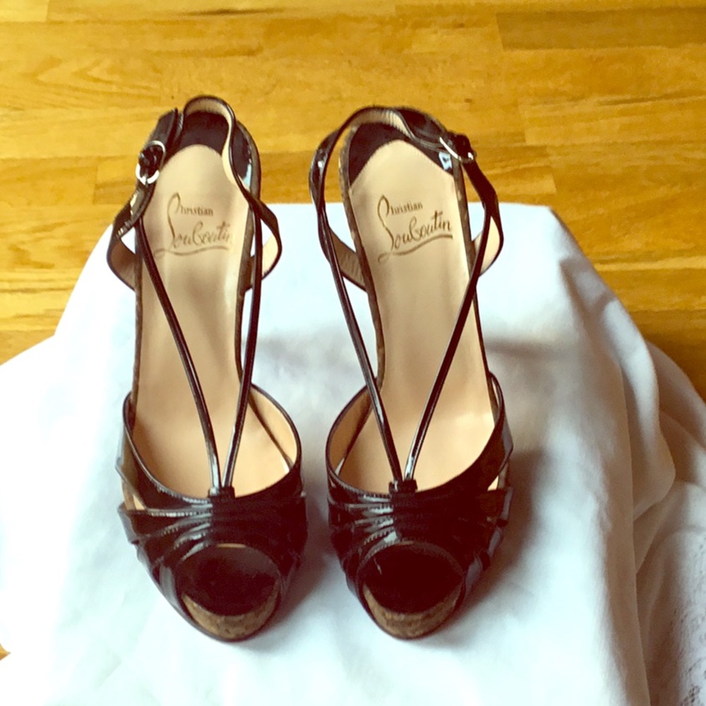 Beautiful Christian Louboutin Heels size 7.